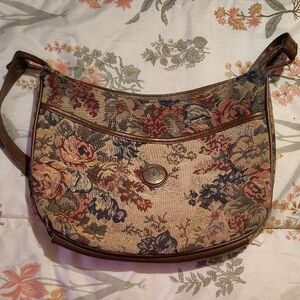 Vintage Floral Tapestry Shoulder Bag